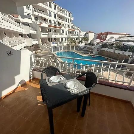 Apartment Alexander Home, Cristianos *